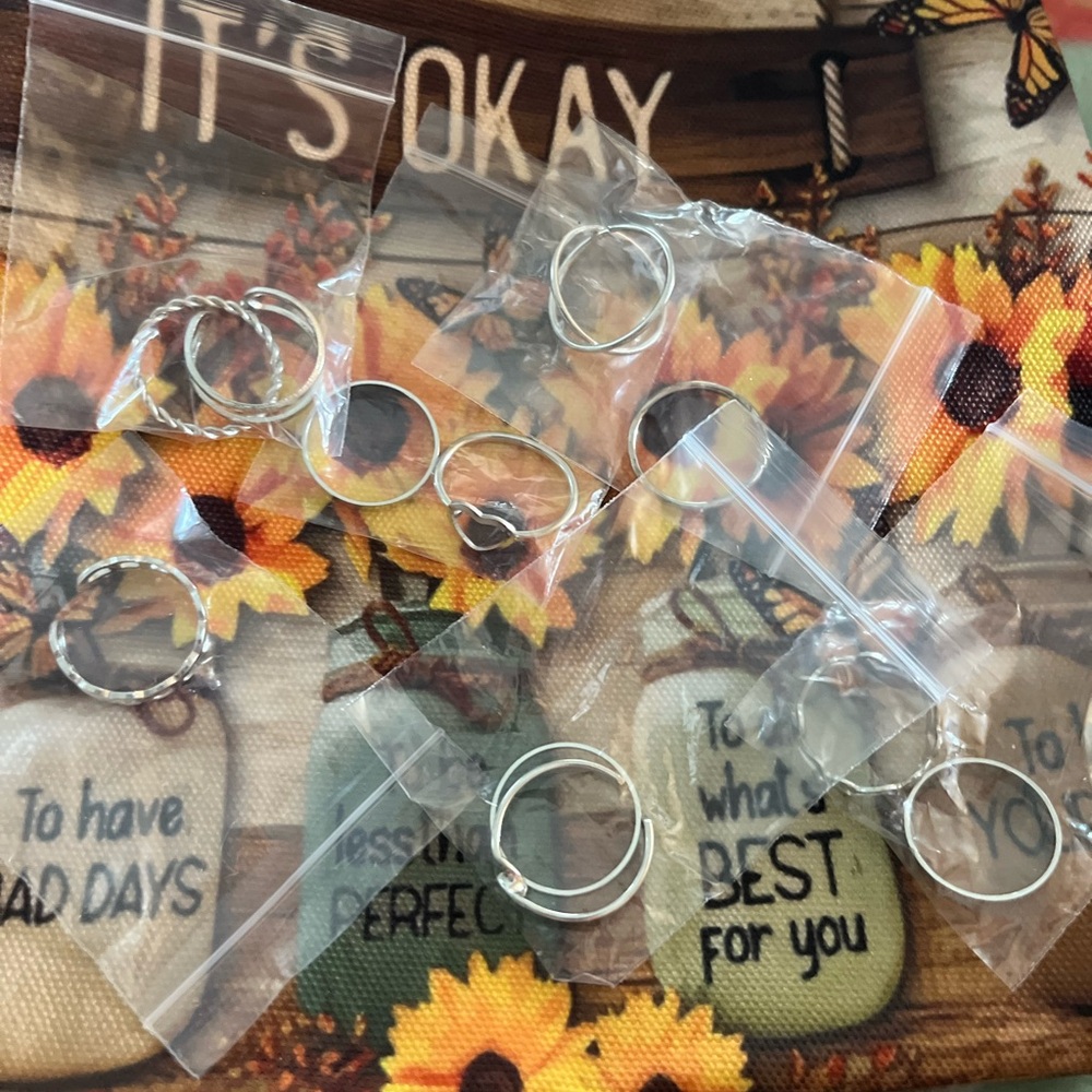 New bundle of 11 costume rings adjustable